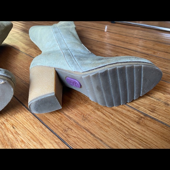 BRAND NEW! Me too (Soho) Tall High Heel Boots - Picture 4 of 7